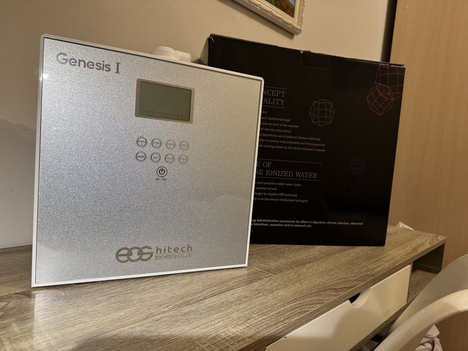 Корея. Майже новий іонізатор води Genesis 1