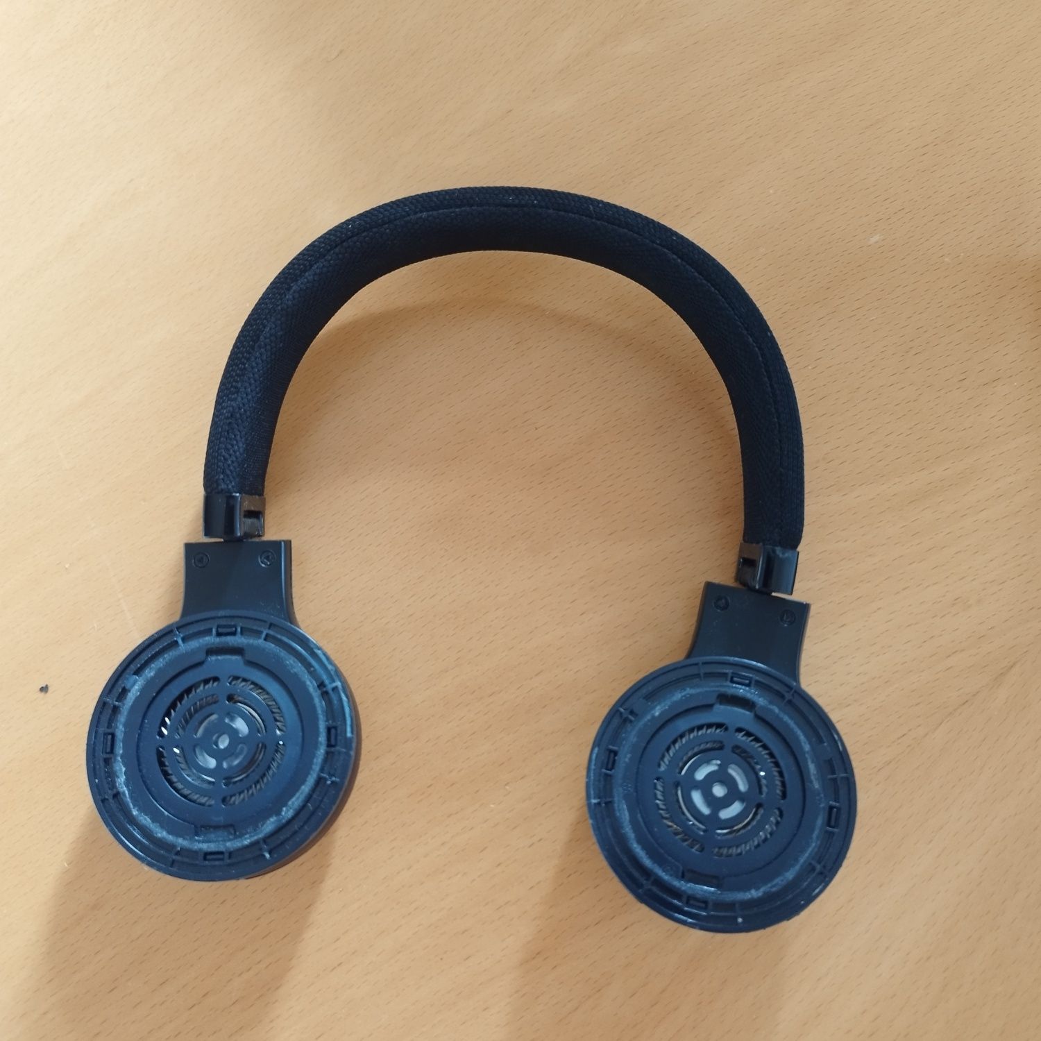 Słuchawki JBL E-series