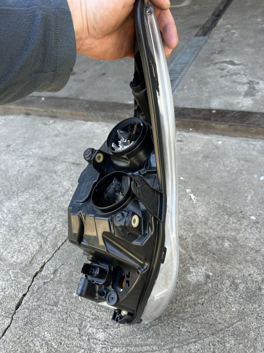 Lewy przedni refletor Ford Focus mk2 lift 07-11 z Niemiec oryginał