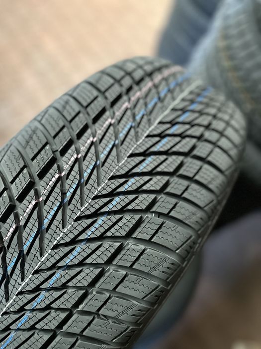 NOWE opony zimowe 245/45R20 Goodyear UltraGrip Performance 3 WYSYŁKA