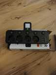 Rozdzielacz 4 gniazda 3x USB