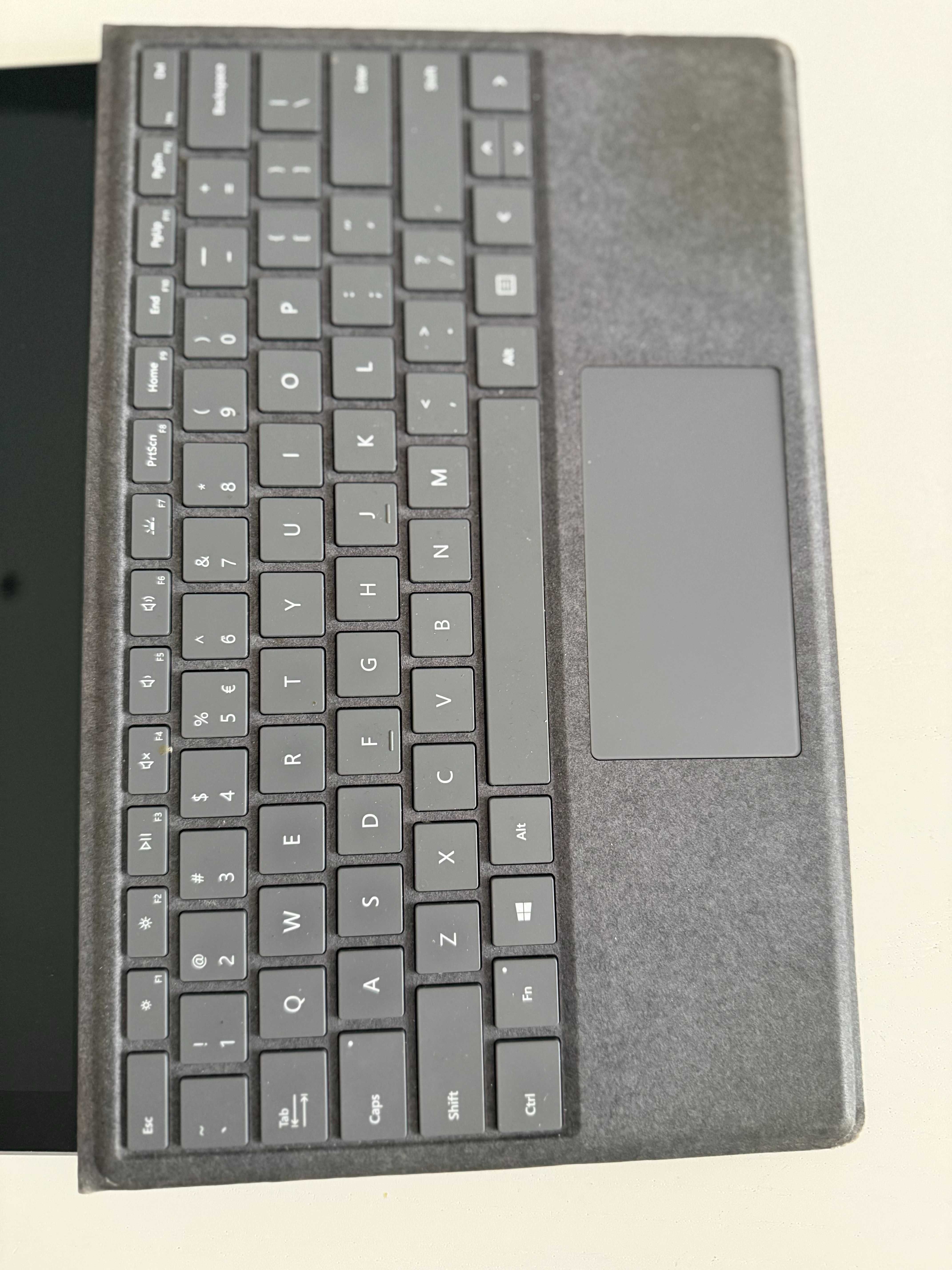Microsoft Surface pro 7