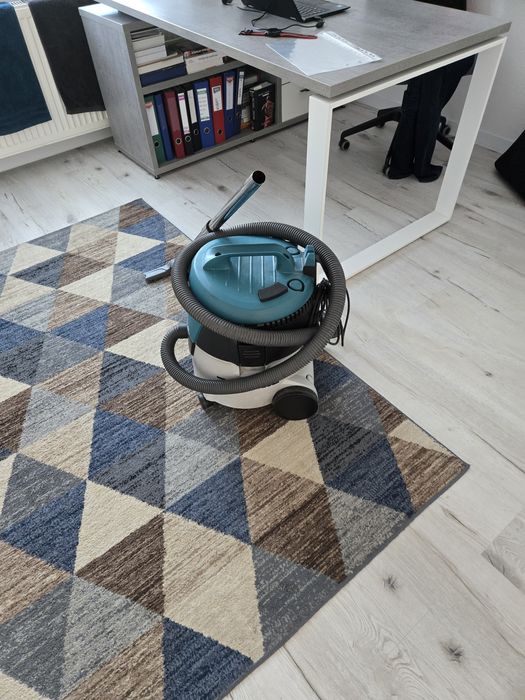 Odkurzacz przemysłowy MAKITA VC2000L