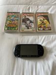 PSP Sony com 4 jogos (fifa 14, fifa street, festa na selva e carros)