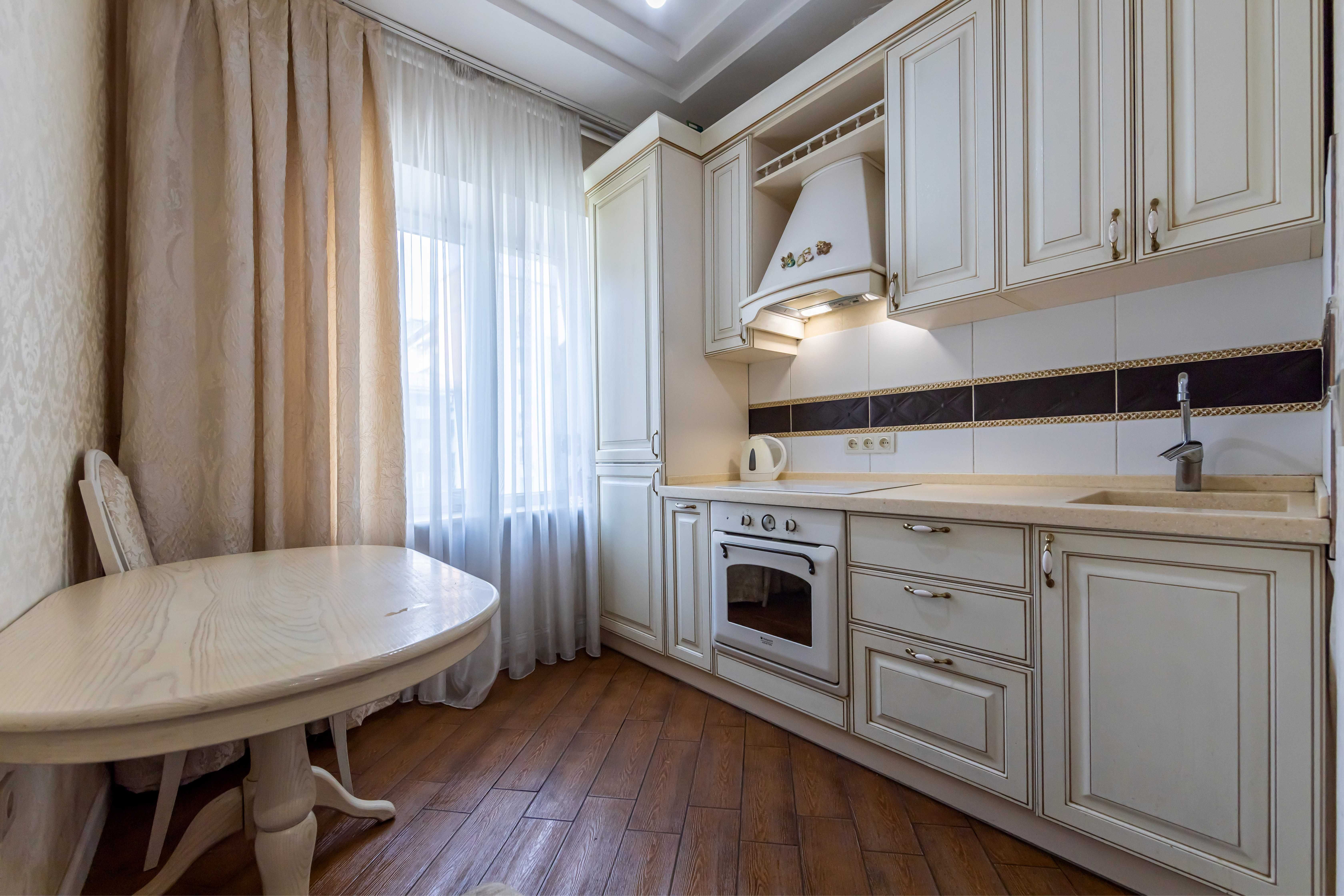 3 кімнатні апартаменти в центрі, вул. Велика Васильківська, 114