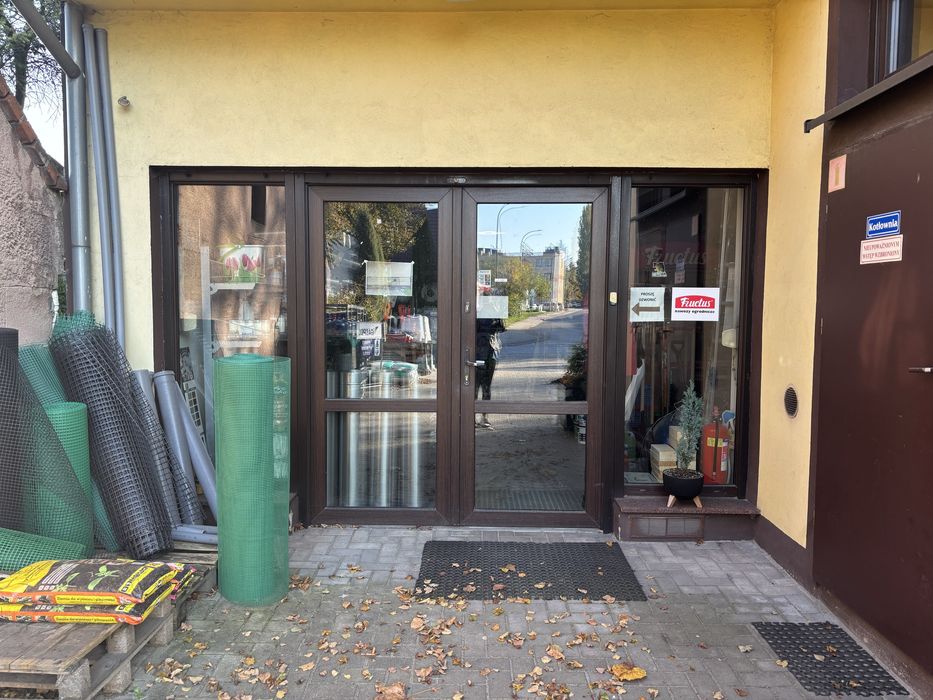 Wynajmę lokal w centrum Gołuchowa pod działalność gospodarczą