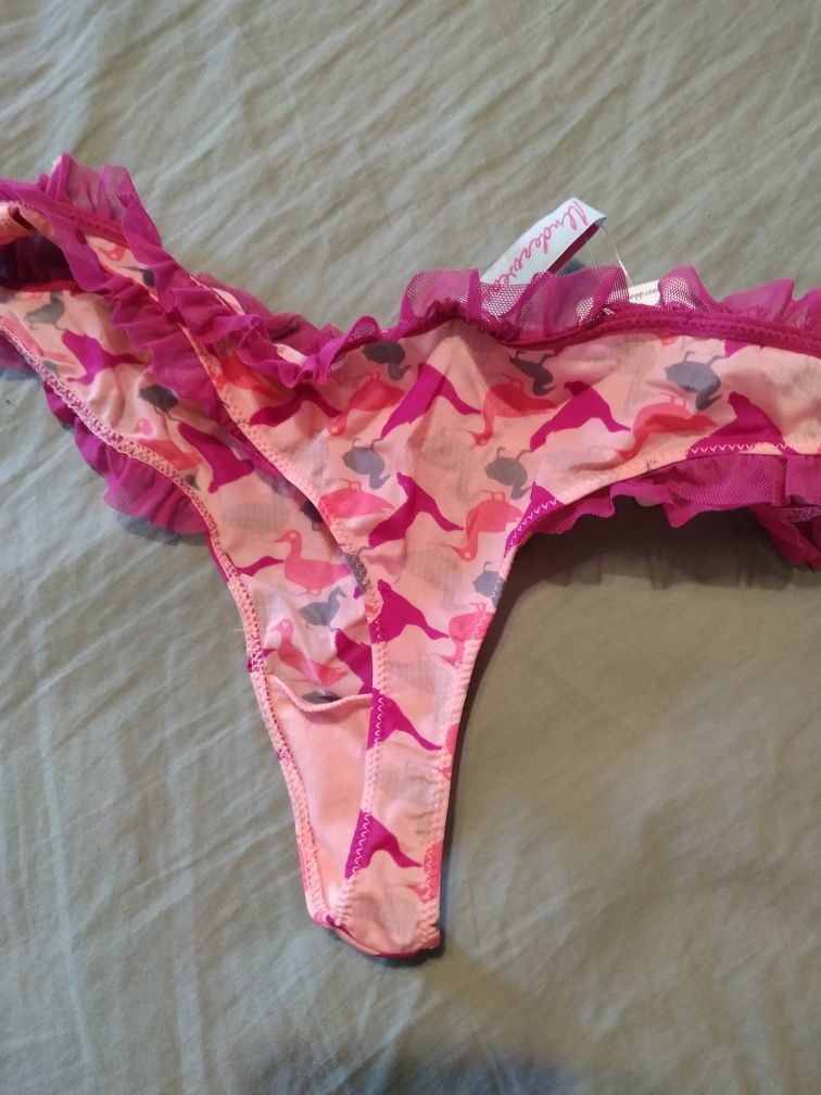 Nowe stringi różowe w kaczki Cropp L