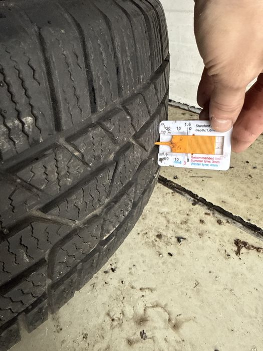 Komplet opon 215/60-17 Continental ContiWinterContact 17 cal ZIMA