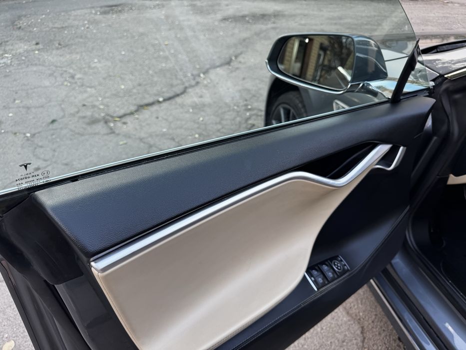 Tesla Model S 85 квт
