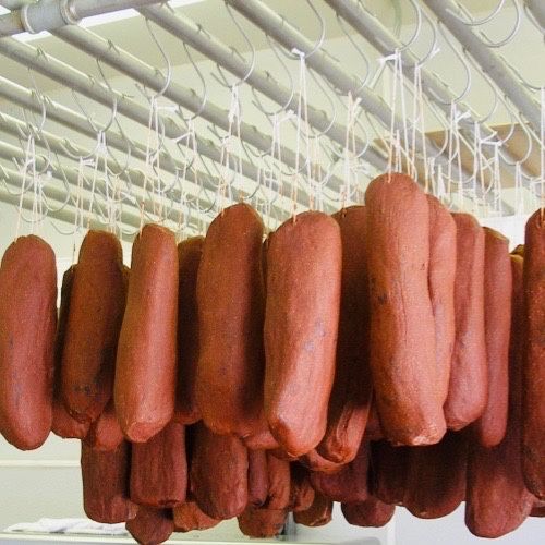 В'ялене м'ясо бастурма смачний делiкатес! Вiрменьска