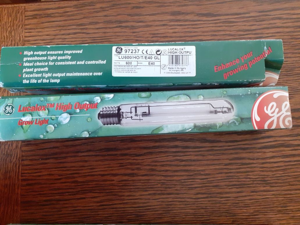 Lampa sodowa LU600/HO/T/E40 GL  oraz LU400/HO/T/E40 GL