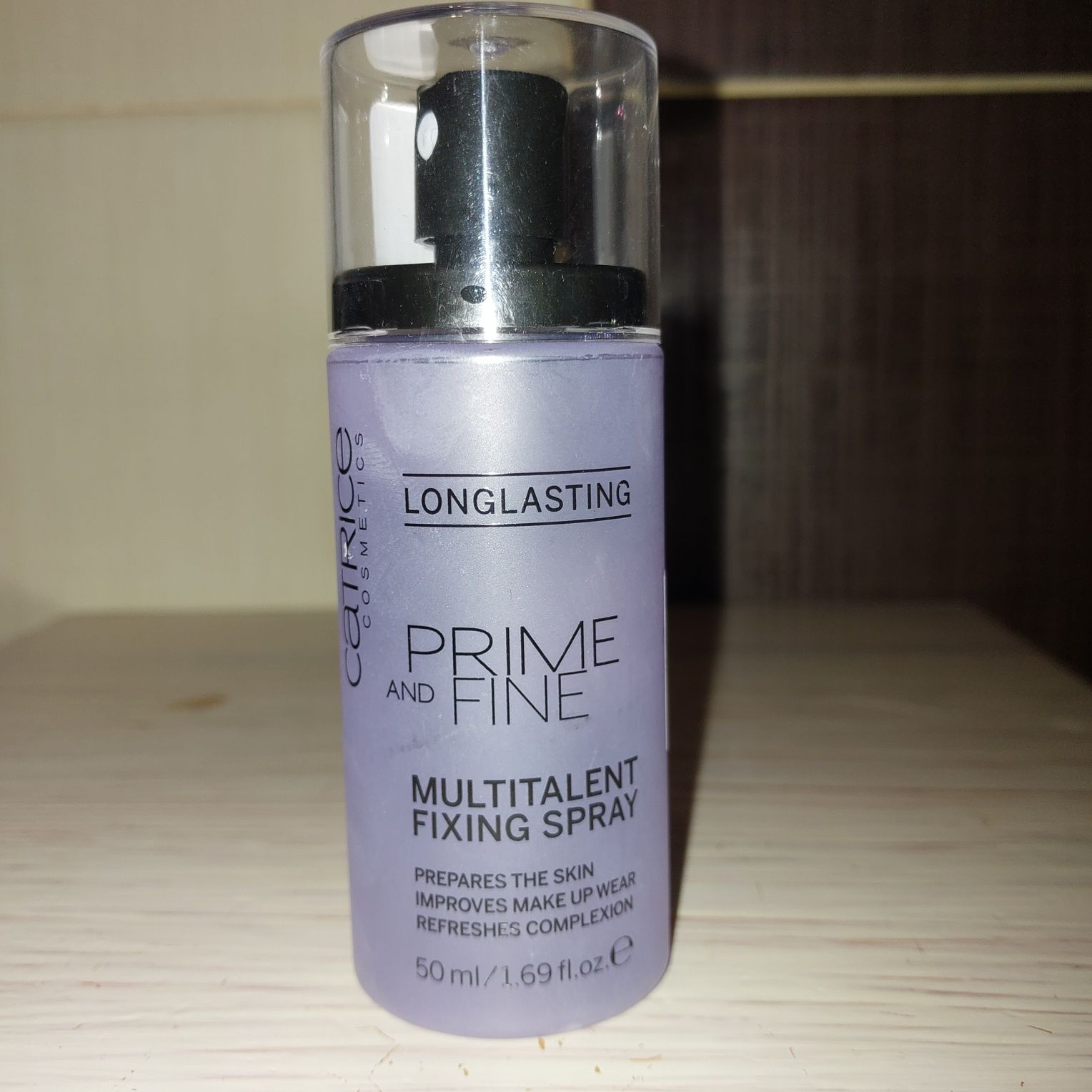 Catrice prime and fine spray utrwalający makijaż