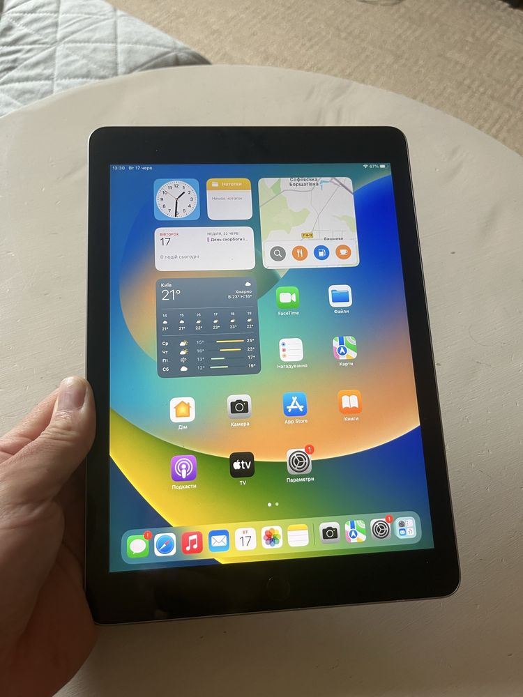 Apple iPad 5 памʼять 32Gb модель А1822