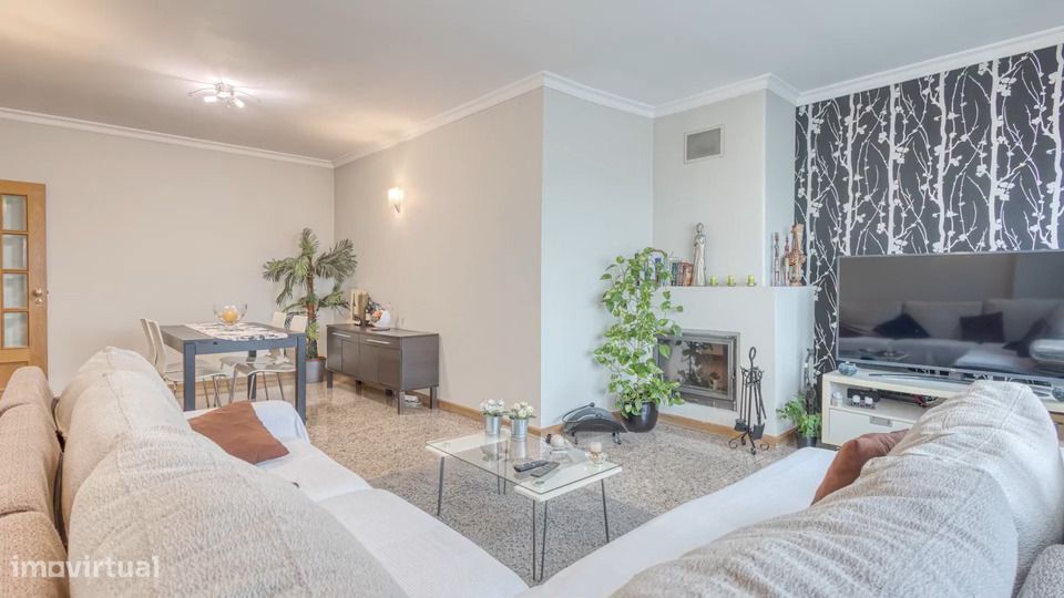 Apartamento T2 em Maia