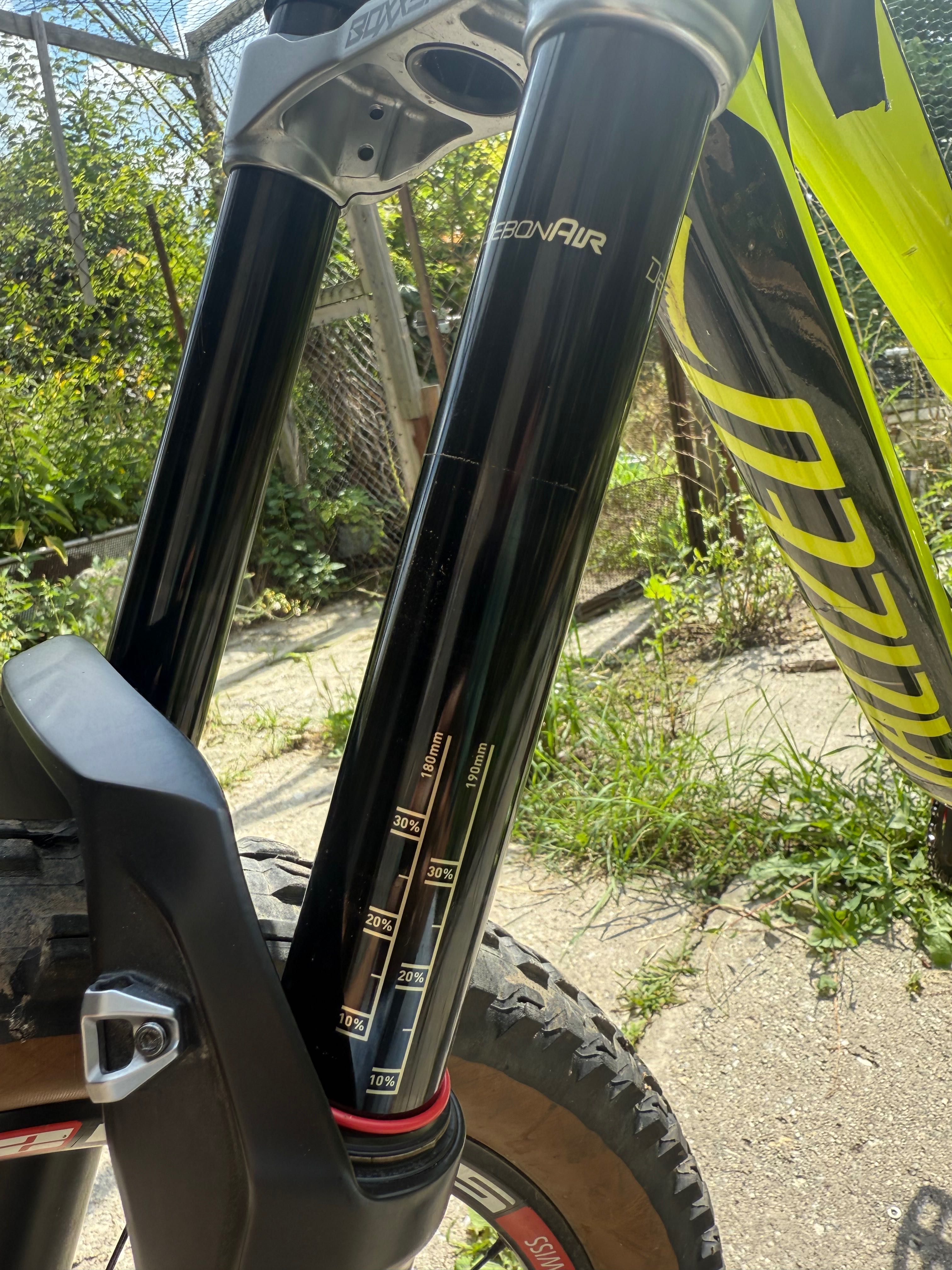 Specialized demo 8