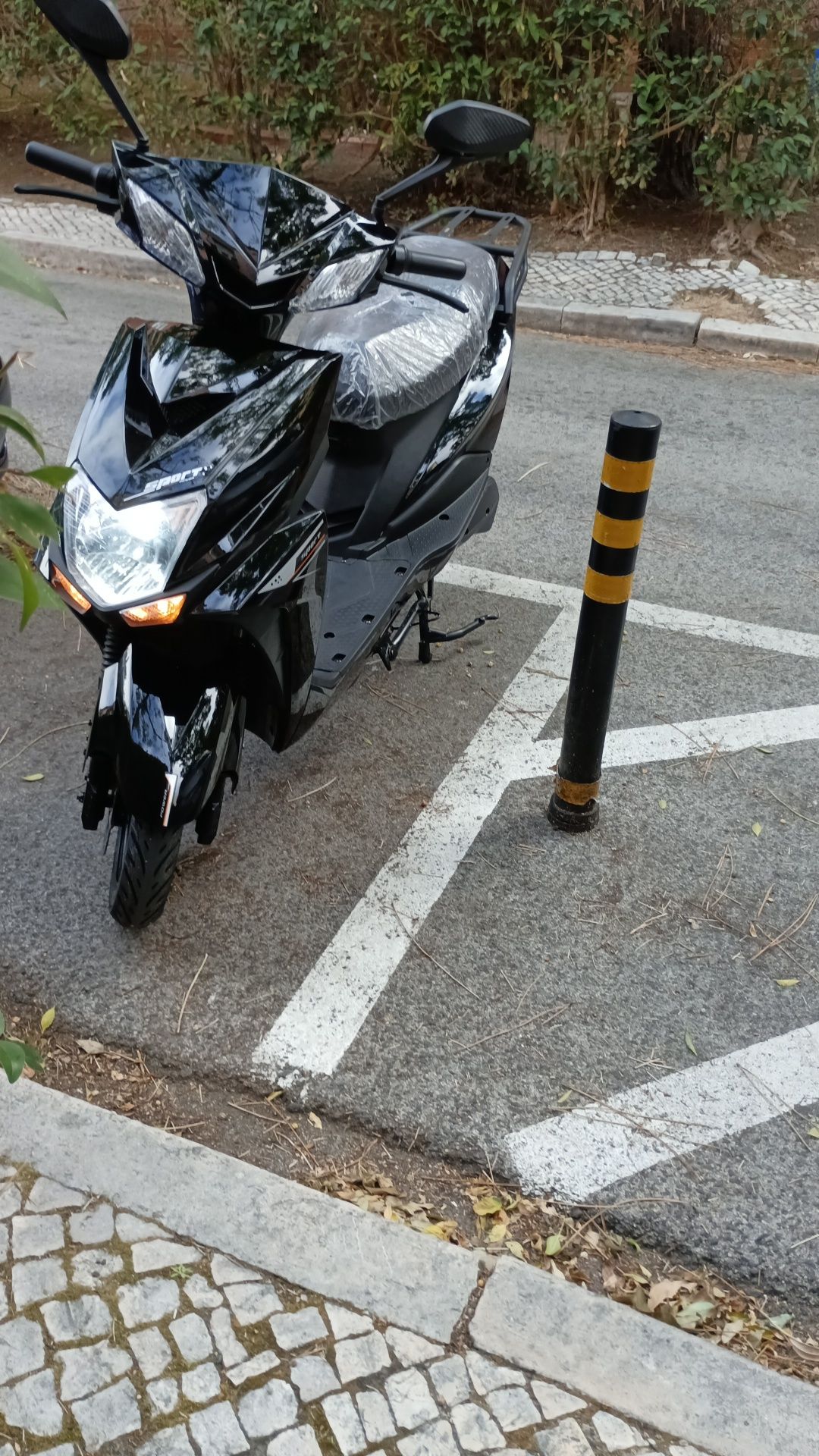 Scooter elétrica EML 07 (Electric Motor Lisbon)