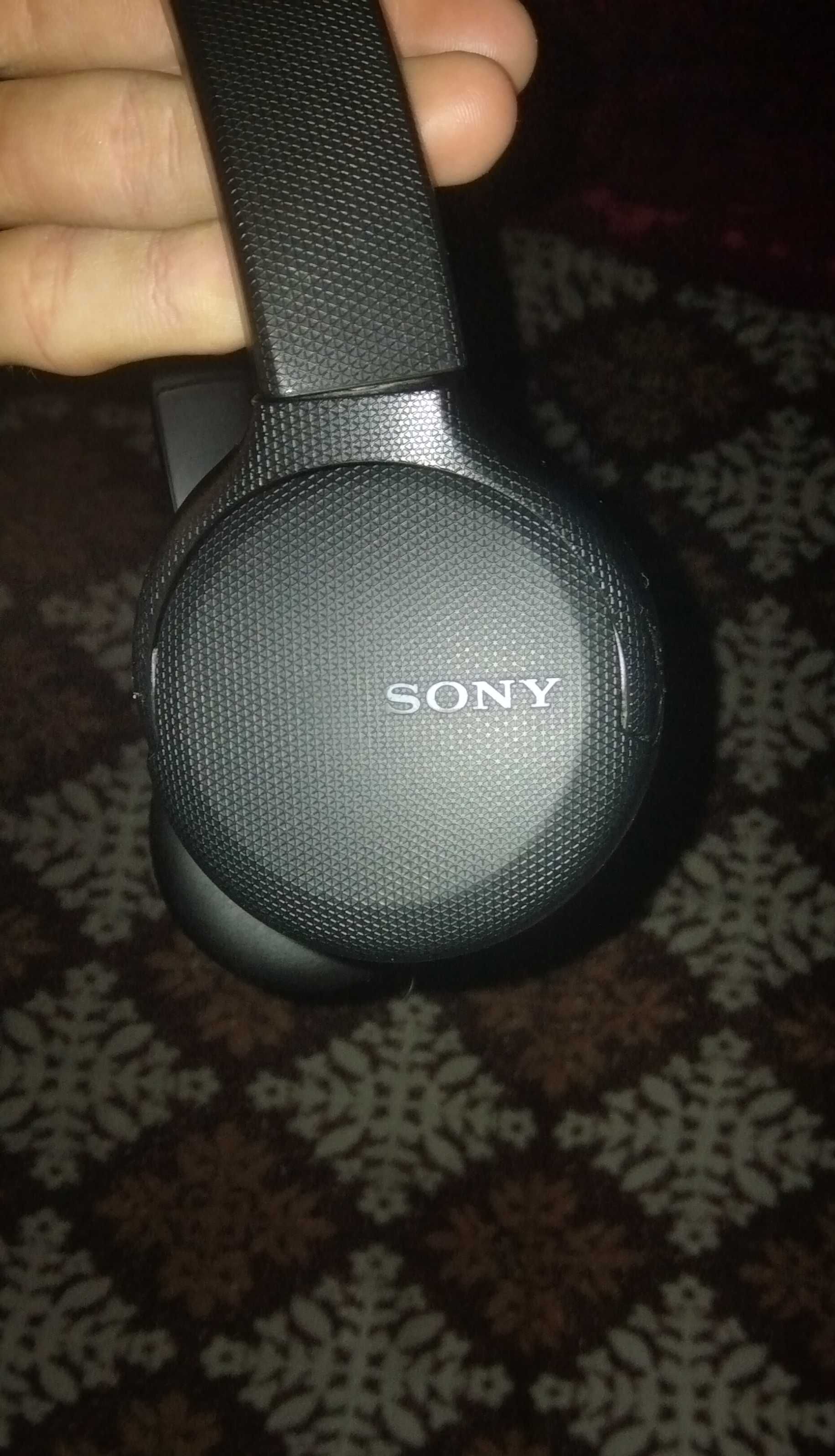 Bluetooth  Наушники от Sony