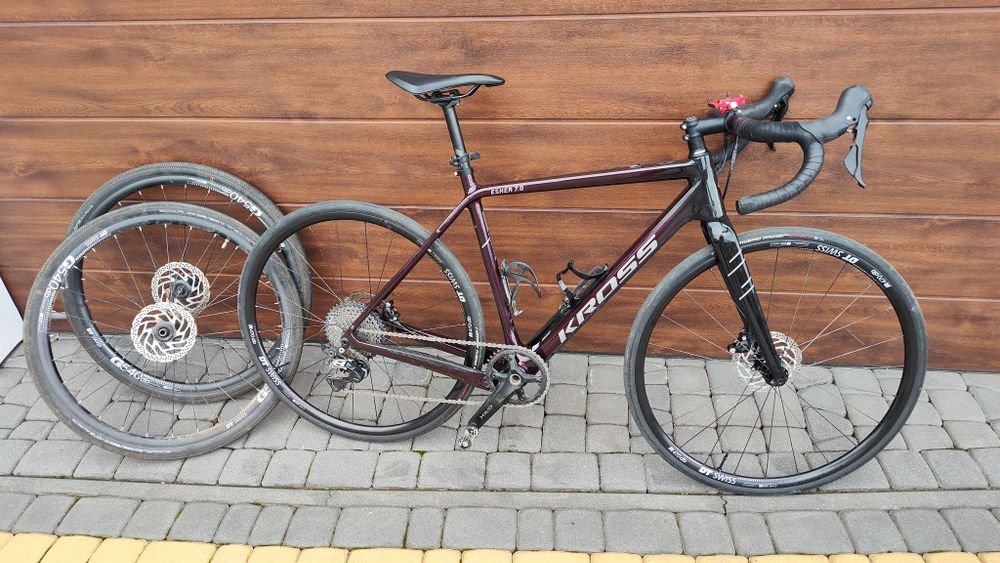 Kross esker karbon 2kpl kół jak nowy rozmiar M