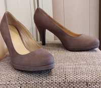 Туфлі різні жіночі класичні туфли разные женские классические