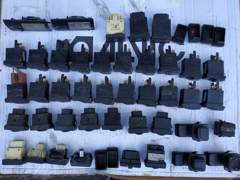 Кнопка,включателі,плафон салона VW Транспортер,Пассат Б3,Б4,Гольф 2-3