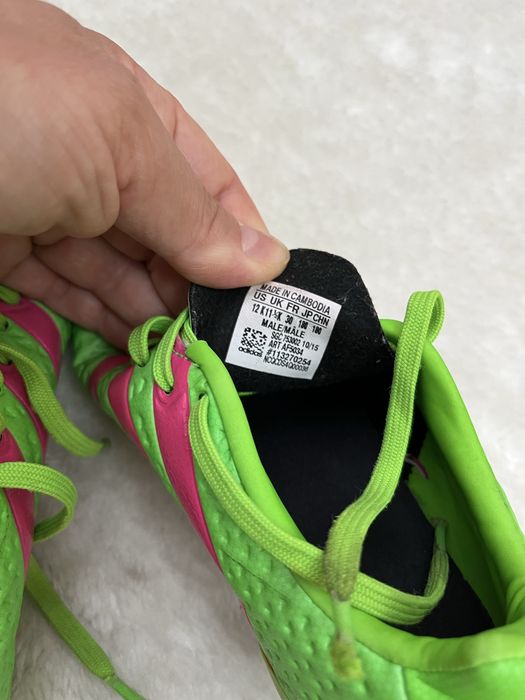 Buty do piłki nożnej chłopięce 30