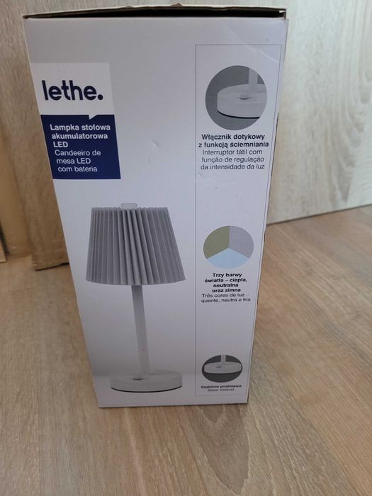 Lampka ozdobna akumulatorowa