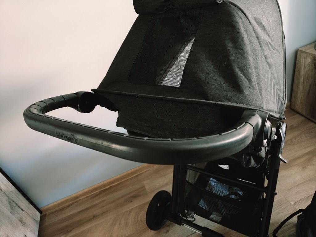 Wózek spacerowy Baby Jogger City Mini GT2