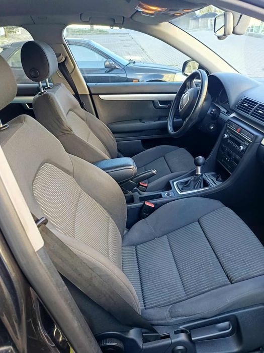 Audi A4 2.0 S-line  TDI 170 CV com apenas 219.000 carro impecável