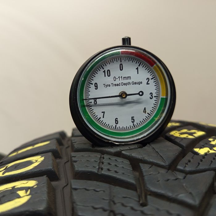 205/60R16 Dunlop WinterSport 5