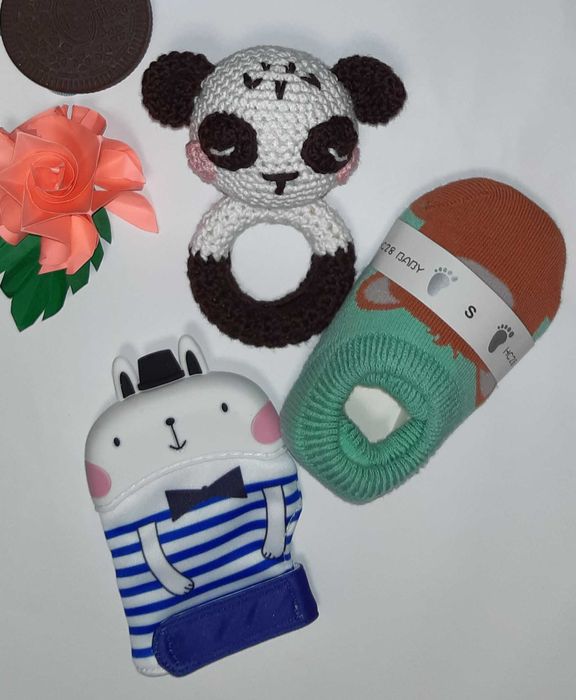 Дитячі товари, іграшка, носочки, набір для немовля, слюнявчик