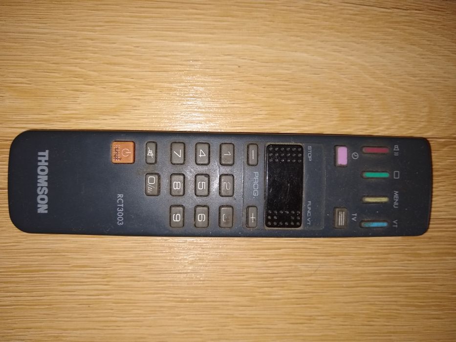 Sprzedam pilota do TV " Thompson " Symbol pilota " RCT 3003 "