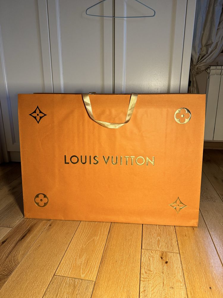 Продам оригінальні пакети та коробки Louis Vuitton та Gucci