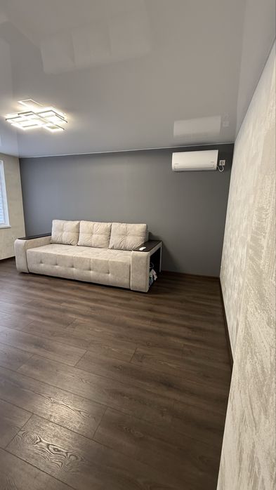 Продам новый  Дом район чайки