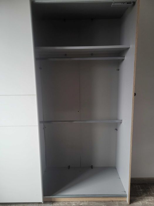 Szafa przesuwna 3 szuflady