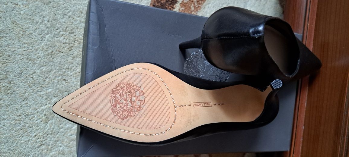 Buty na obcasie 39