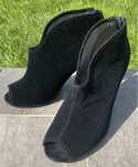 Buty czarne na obcasie, botki firmy Qupid, rozmiar 36.