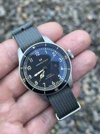 Hamilton khaki Aviation Pilot Pioneer H76205530 (Годинник на резерві)