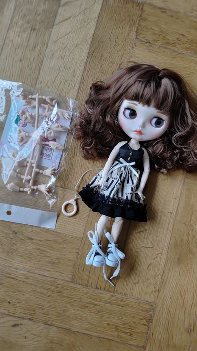 Oryginalna lalka blythe + dłonie