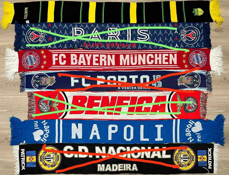 Шарфи / рози футбольних клубів