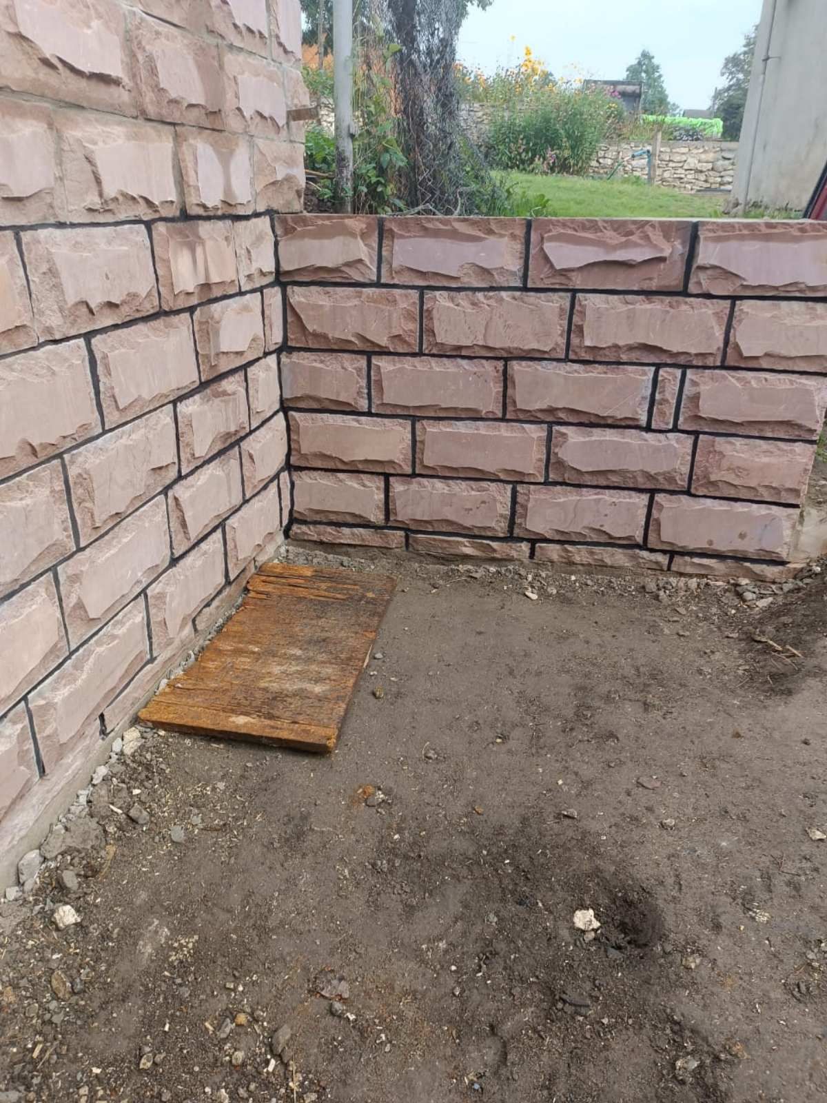 Парапет капелюхи сходи