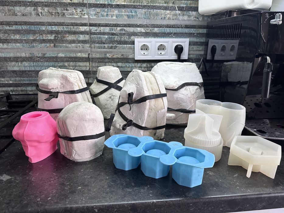 Молды для создания свечей,кашпо,фигур