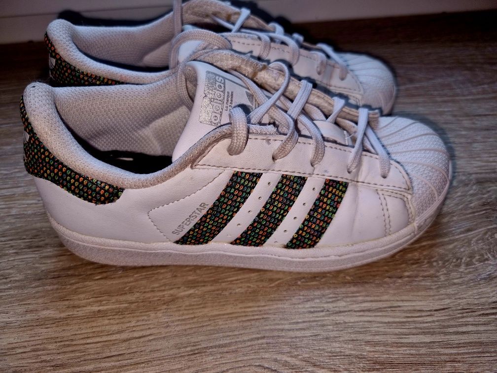 Buty Adidas Superstar 30.5