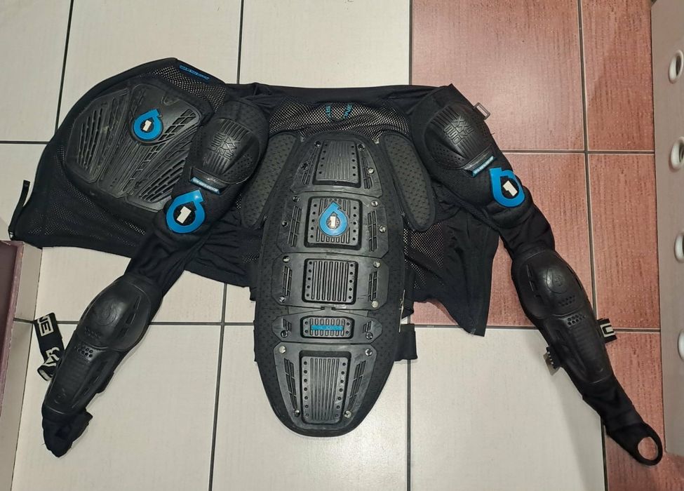 Zbroja 661 vapor rower downhill enduro DH