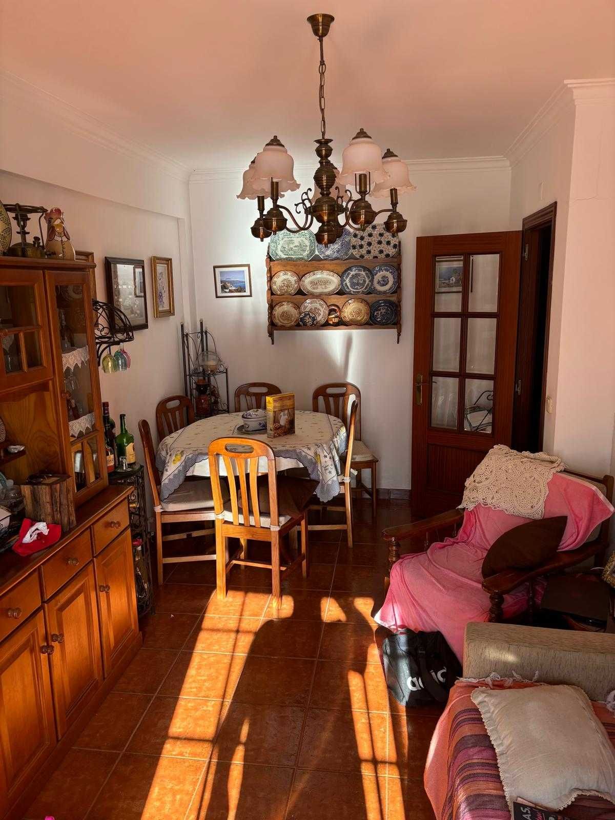 Apartamento T2 Monte Gordo com vista de mar