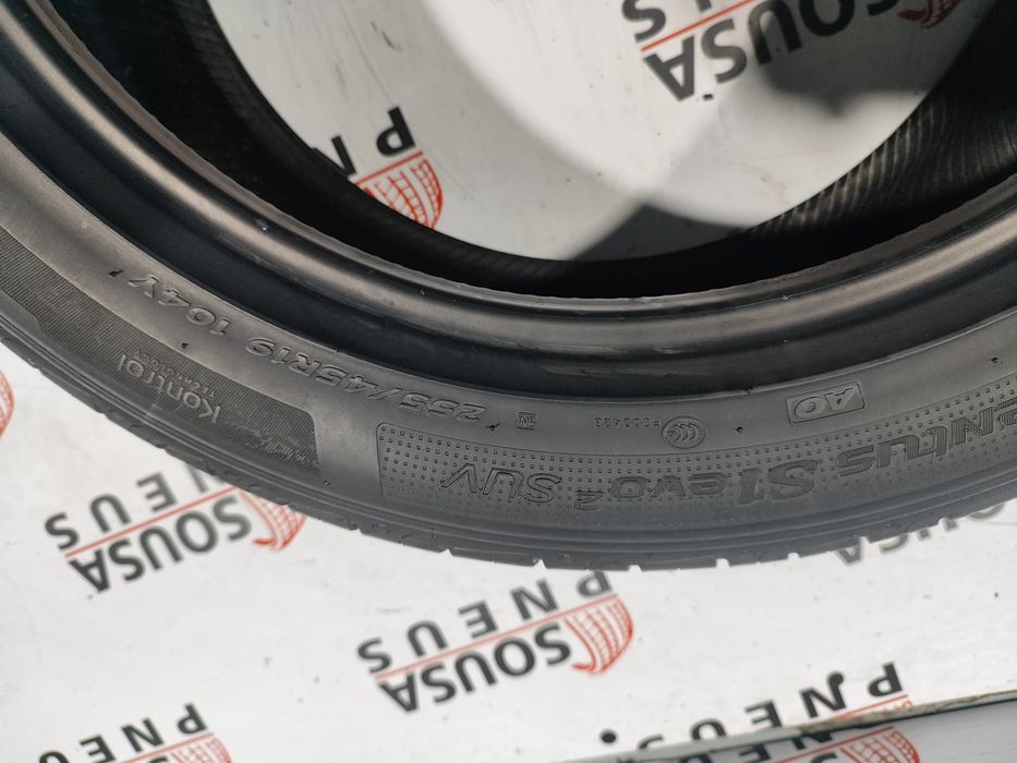2 pneus semi novos 255-45R19 Hankook - Oferta dos Portes
