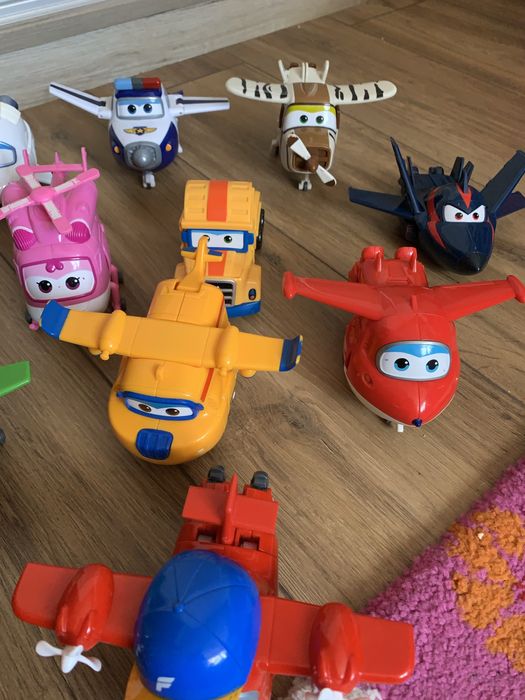 Super Wings samoloty składane. Komplet 14 samolotów.