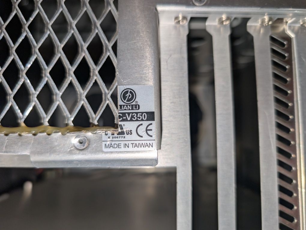 Корпус Lian-Li_ PC-V350