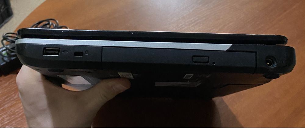 ноутбук Fujitsu AH531 15.6"/ на запчастини! N1068