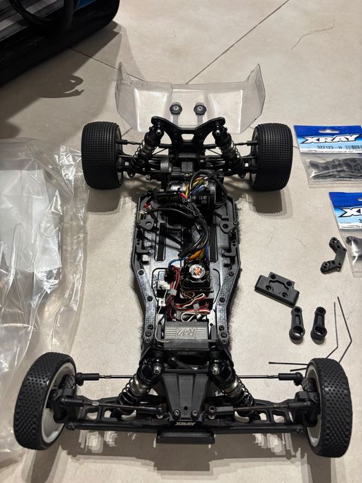 Xray xb2 2020 dużo upgrade i zapasowych części