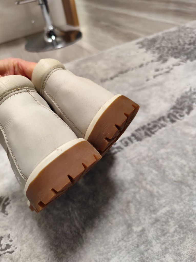 Buty trapery beżowe skóra naturalna Timberland 38 r.